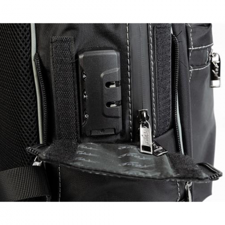 Purize Aktivkohlerucksack bei Plantiful